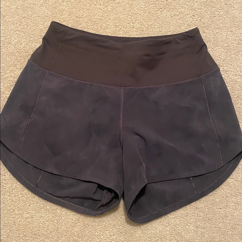 Lululemon sz 4 speed up high rise lined 4” shorts